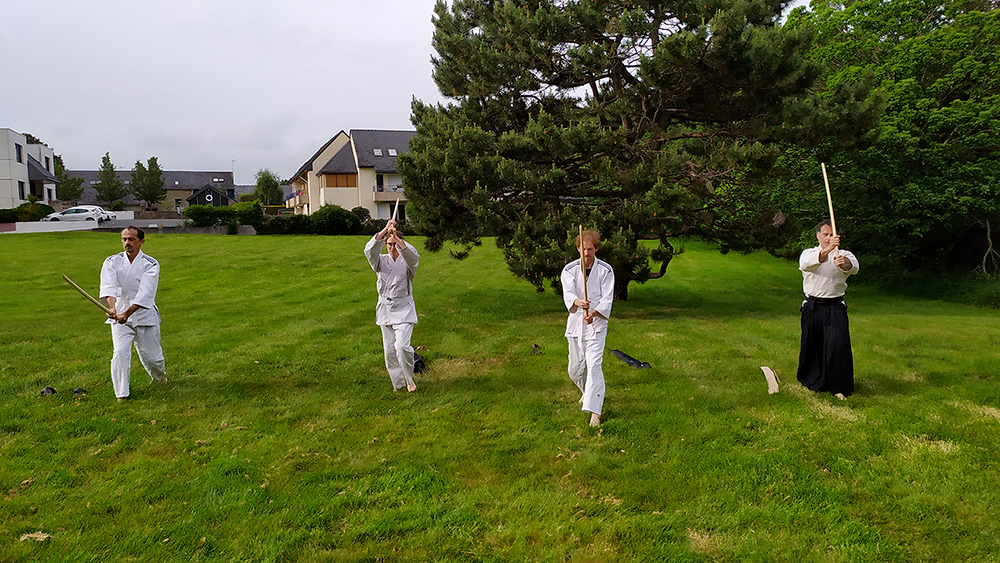 Aïkido bokken au parc